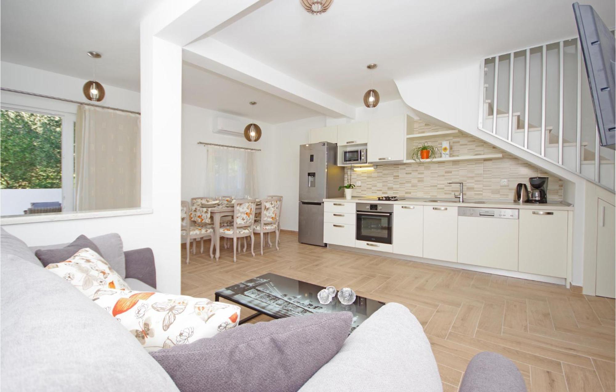 Awesome Home In Drvenik With Wifi Exteriér fotografie